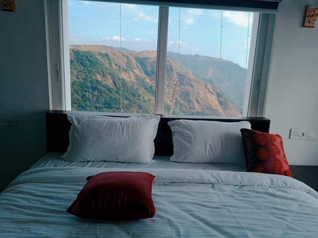 Himasailam Pool Resort Vagamon Ngoại thất bức ảnh