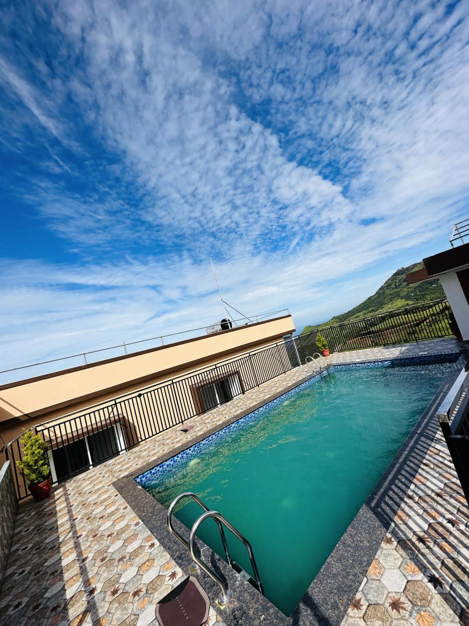 Himasailam Pool Resort Vagamon Ngoại thất bức ảnh