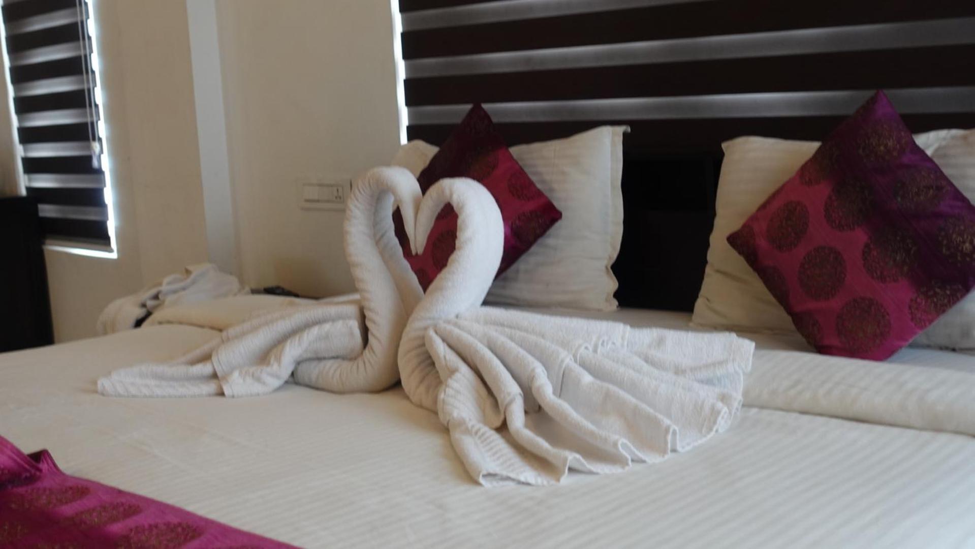 Himasailam Pool Resort Vagamon Ngoại thất bức ảnh