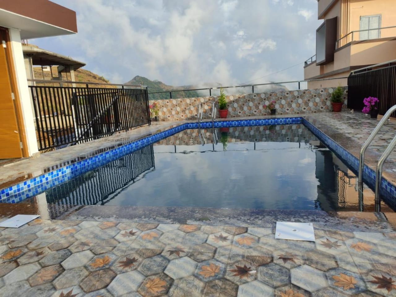 Himasailam Pool Resort Vagamon Ngoại thất bức ảnh